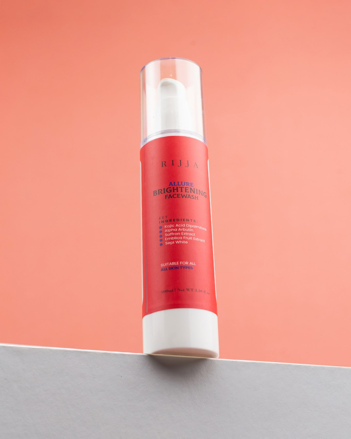 Allure Brightening Facewash